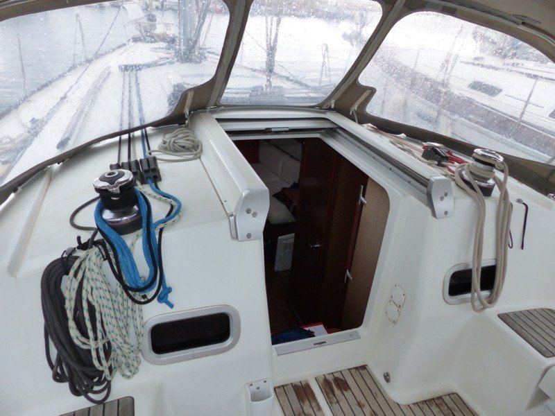 Oceanis 37 -4.jpg